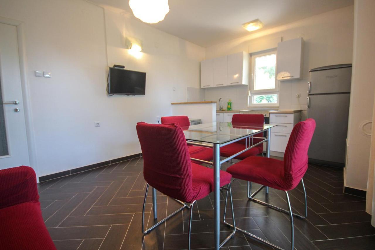 Cukon Holiday Home Medulin Exteriör bild