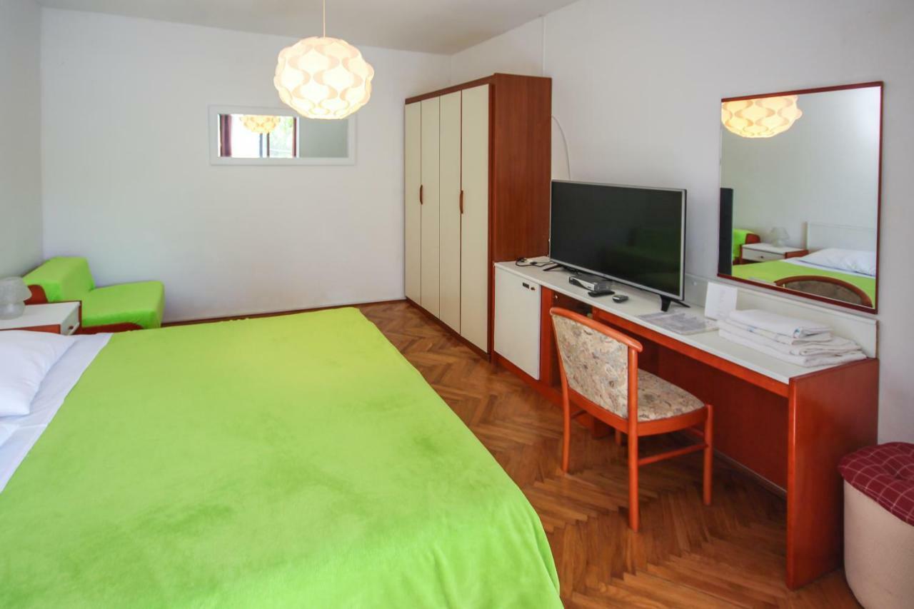 Cukon Holiday Home Medulin Exteriör bild